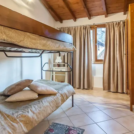 Casa Luigia Apartment *